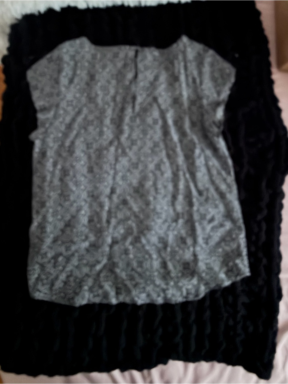 Joie Black & White Geometric Short Sleeve Blouse - Picture 3 of 6